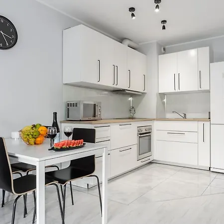 Apartment Lumina Luxury Apart On Wroblewskiego Street Lodz (Lodz)
