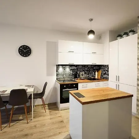 Apartment Lumina Luxury Apart On Wroblewskiego Street Lodz (Lodz)