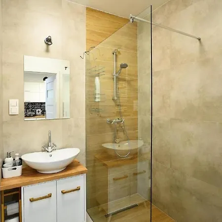Apartment Lumina Luxury Apart On Wroblewskiego Street Lodz (Lodz)